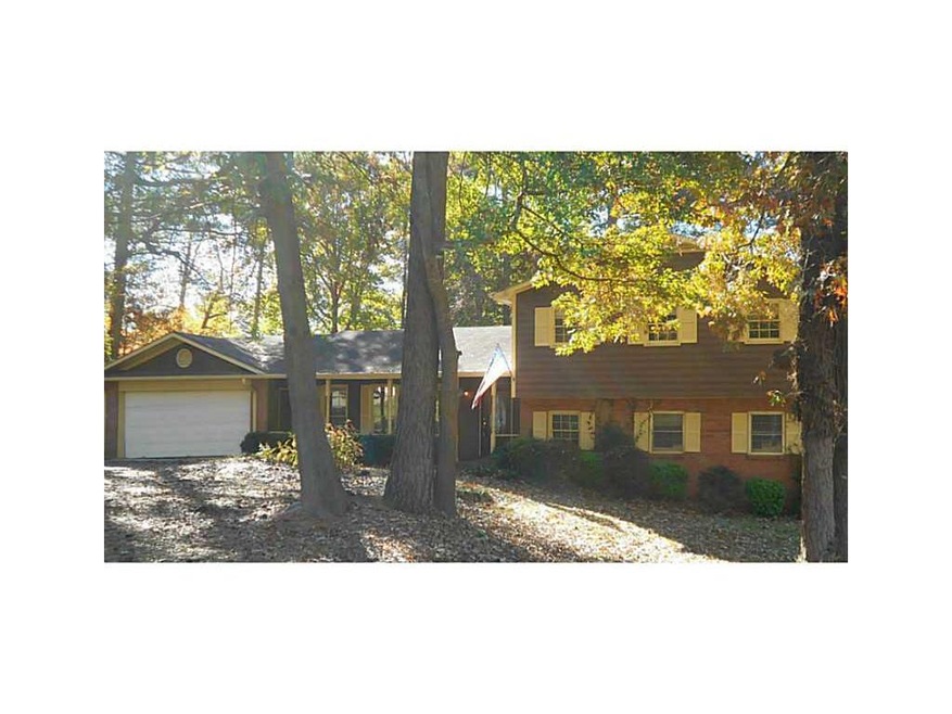 4182 Scenic Mountain Dr, Snellville, GA 30039 - photo 1