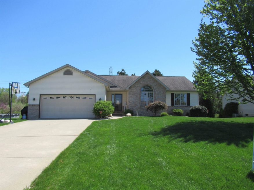 6261 Boulder Dr, Flushing, MI 48433 - photo 1