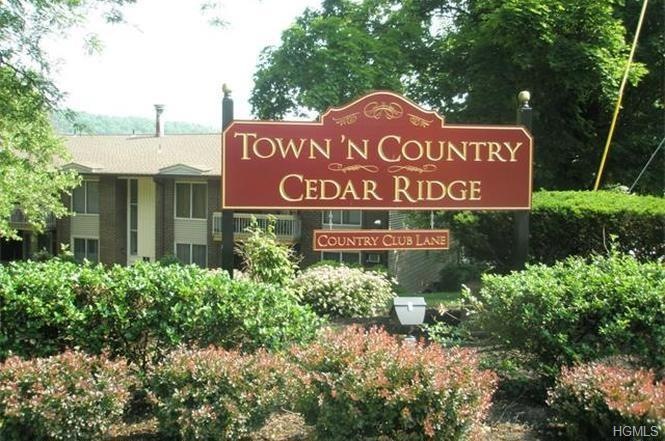 316 Country Club Ln unit 316, Pomona, NY 10970 - photo 1