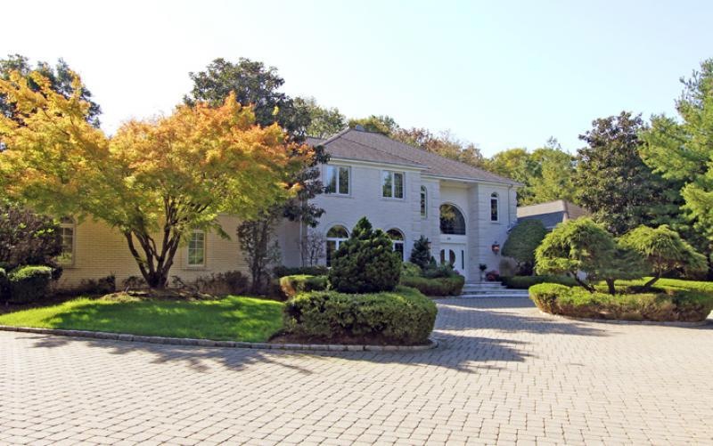 34 Chelsea Dr, Livingston, NJ 07039 - photo 1