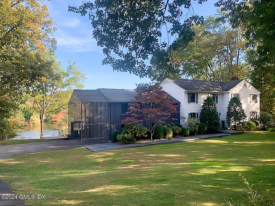 83 Burning Tree Rd, Greenwich, CT 06830 - photo 1