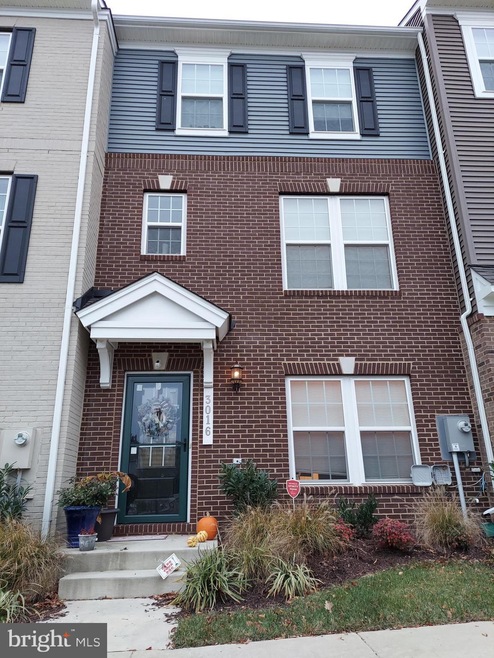 3016 Pinebrook Rd, Landover, MD 20785 - photo 1