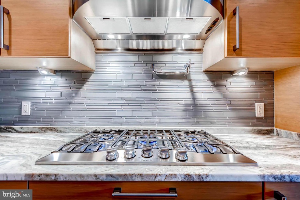 The Ritz-Carlton Residences, Baltimore, MD 21230 - photo 1