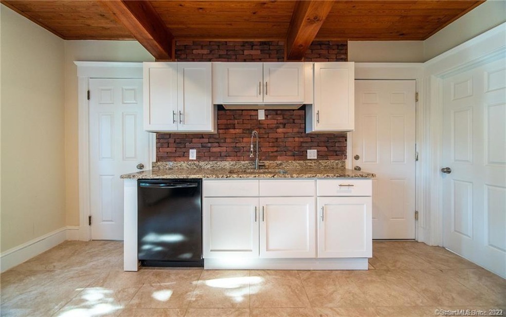 Updated kitchen with dishwasher
