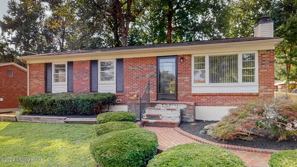 5610 Idlewood Ln, Louisville, KY 40291 - photo 1