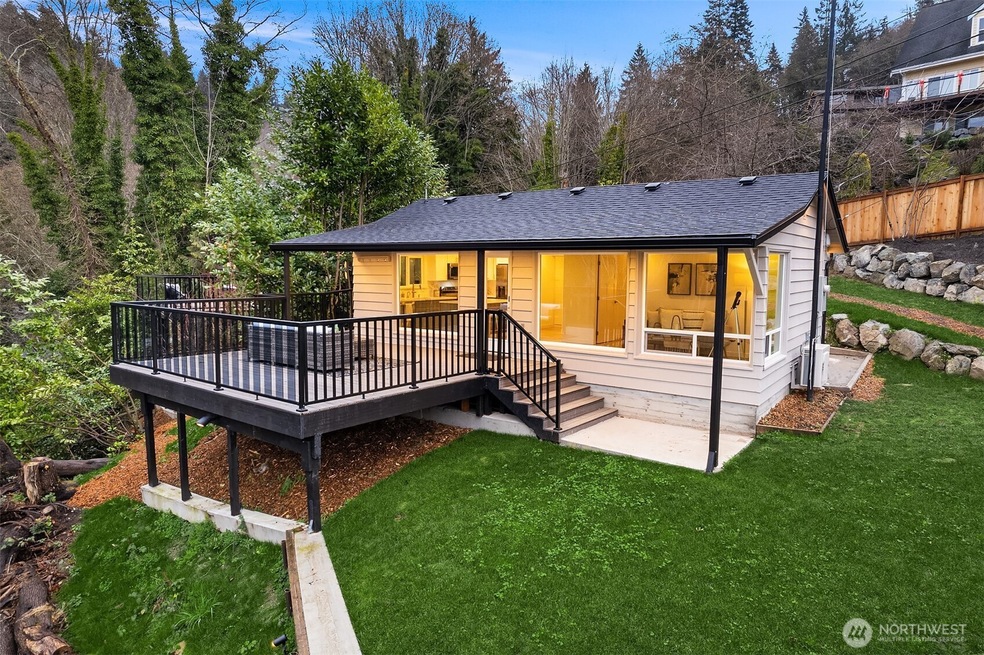 13024 Puget Sound Blvd, Edmonds, WA 98026 - photo 1