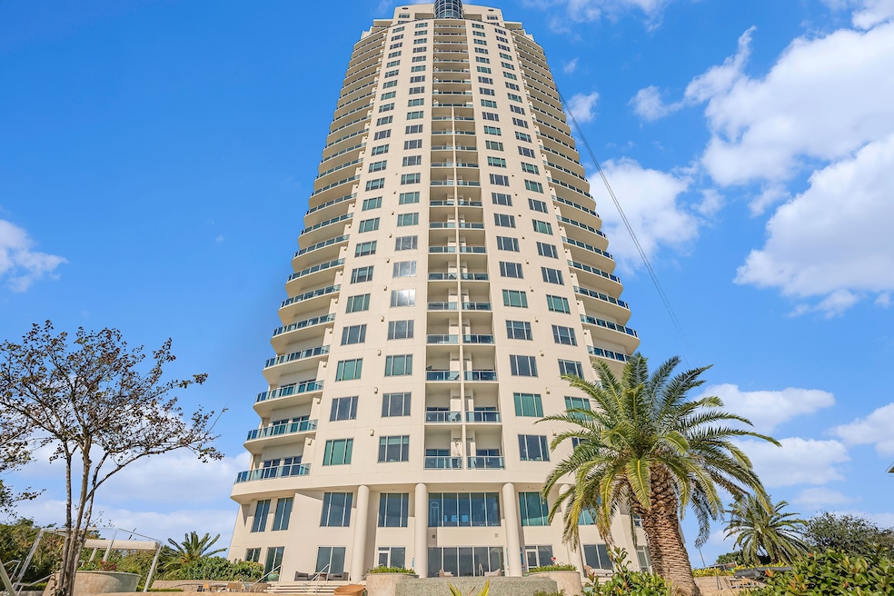 Endeavour Condominium unit 10SE, Seabrook, TX 77586 - photo 1