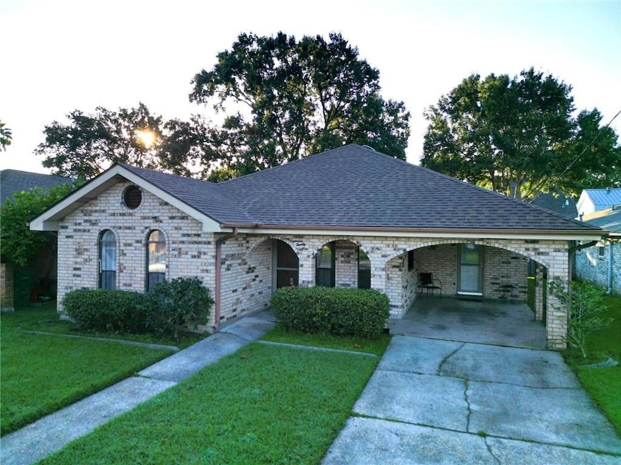 1829 Woodrow Ave, Metairie, LA 70001 - photo 1