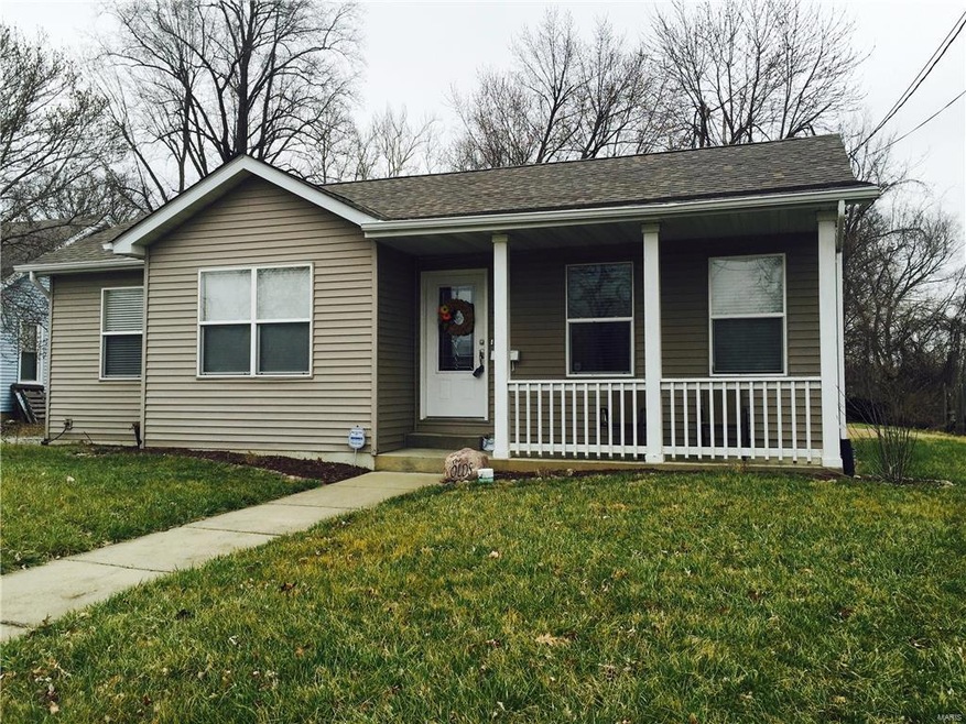 440 S Chestnut St, Collinsville, IL 62234 - photo 1