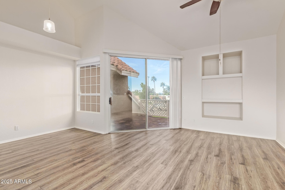 1633 E Lakeside Dr unit 66, Gilbert, AZ 85234 - photo 1