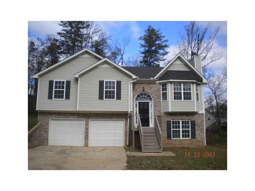 Exterior Front. FMLS#4298812 Nice  like new  condi