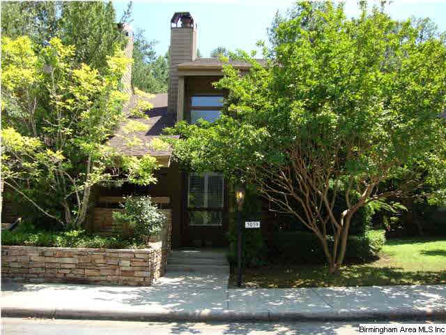 Welcome to 3039 Cahaba Cliffs Drive.