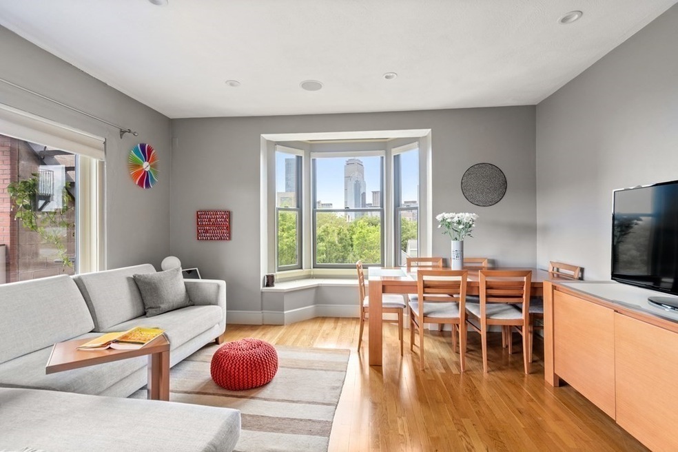 411 Shawmut Ave unit 7, Boston, MA 02118 - photo 1