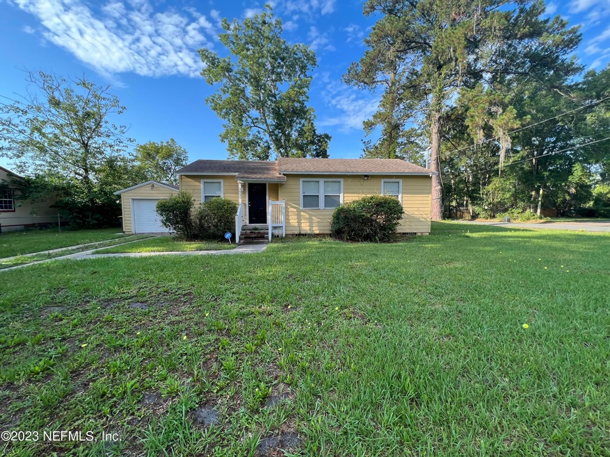 5550 Royce Ave, Jacksonville, FL 32205 - photo 1