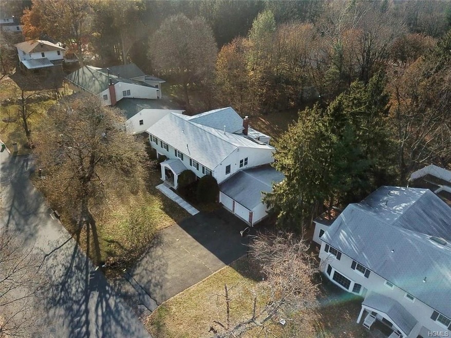 41 Lyncrest Dr, Monsey, NY 10952 - photo 1