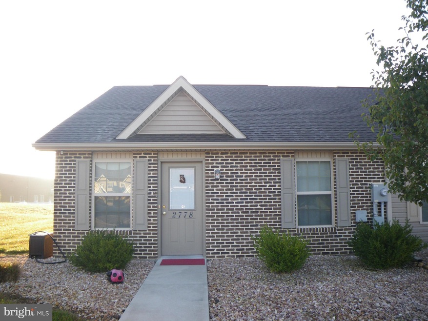 2778 Roosevelt Dr, Chambersburg, PA 17201 - photo 1