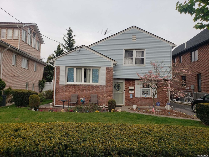 2-25 148th St, Whitestone, NY 11357 - photo 1