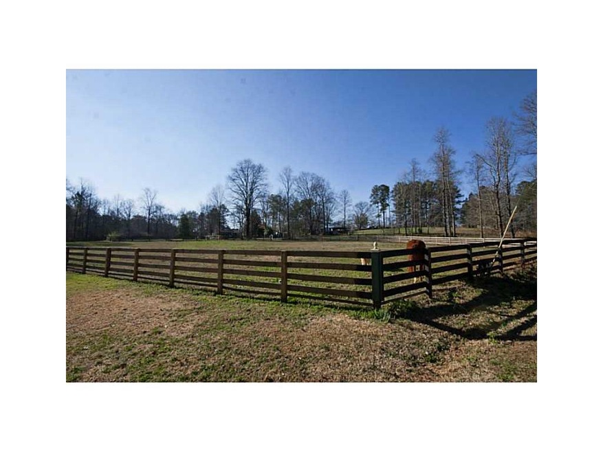 Exterior Front. Pasture