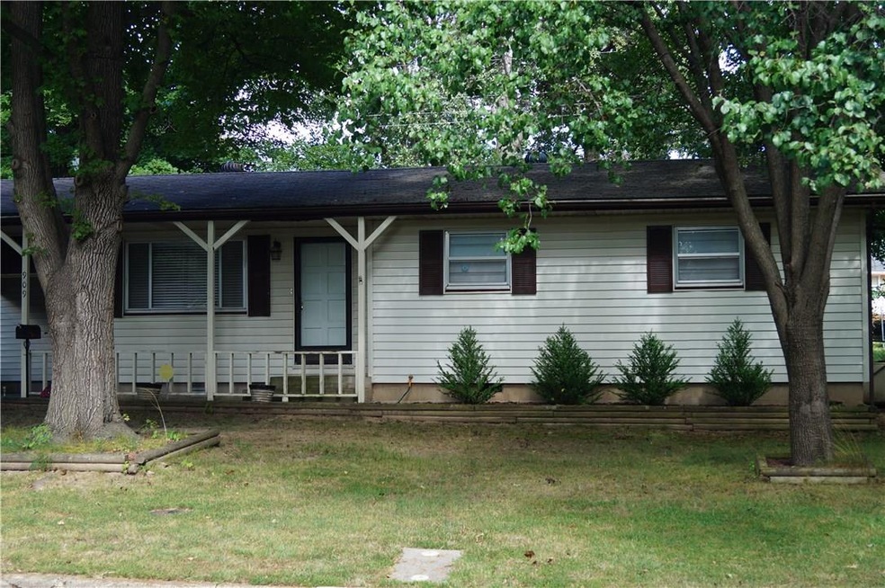 909 N 10th St, Rogers, AR 72756 - photo 1