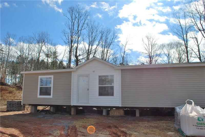 6628 Claude Parks Rd, Murrayville, GA 30564 - photo 1