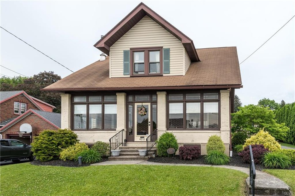 4211 Roosevelt St, Whitehall, PA 18052 - photo 1