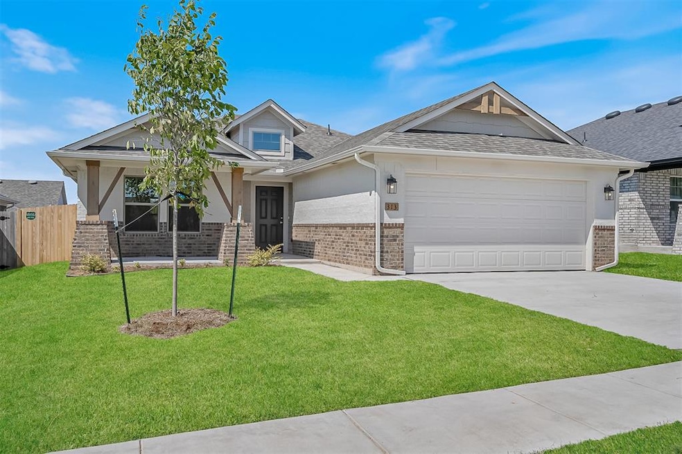 313 Pergola St, Yukon, OK 73099 - photo 1