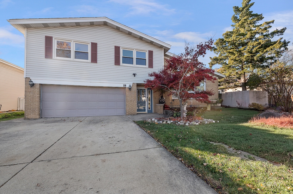 18 S Vista Ave, Addison, IL 60101 - photo 1
