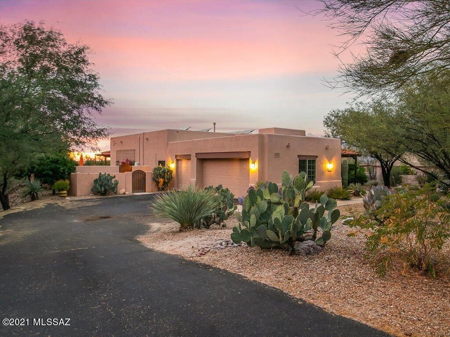 Front yard/driveway dusk