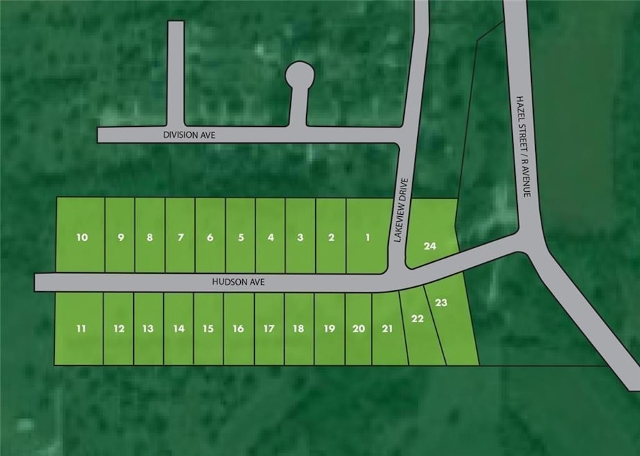 211 Hudson Ave, van Meter, IA 50261 - photo 1