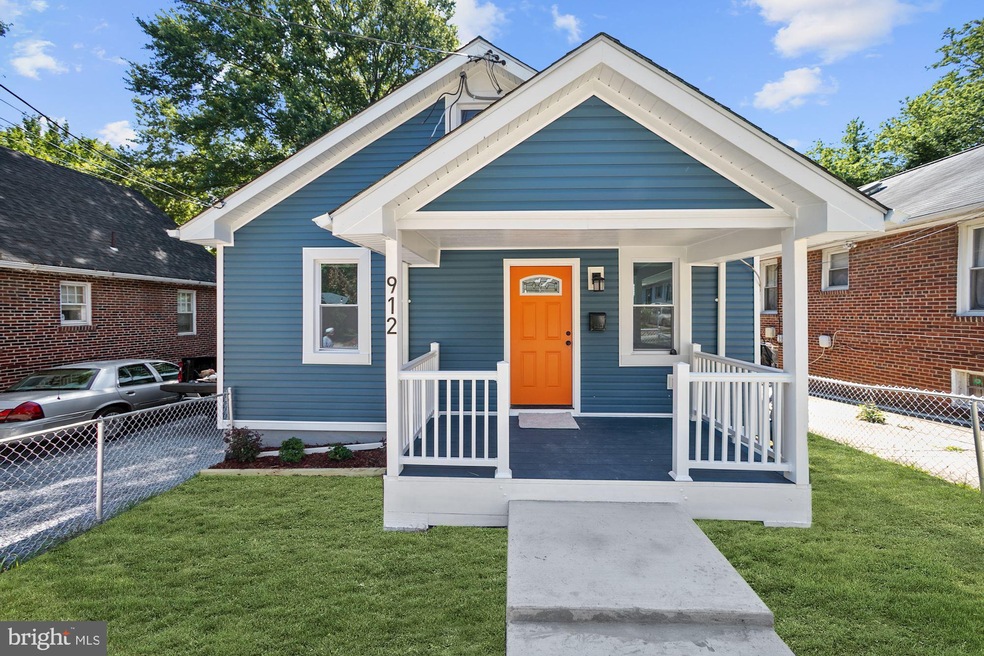 912 Larchmont Ave, Capitol Heights, MD 20743 - photo 1