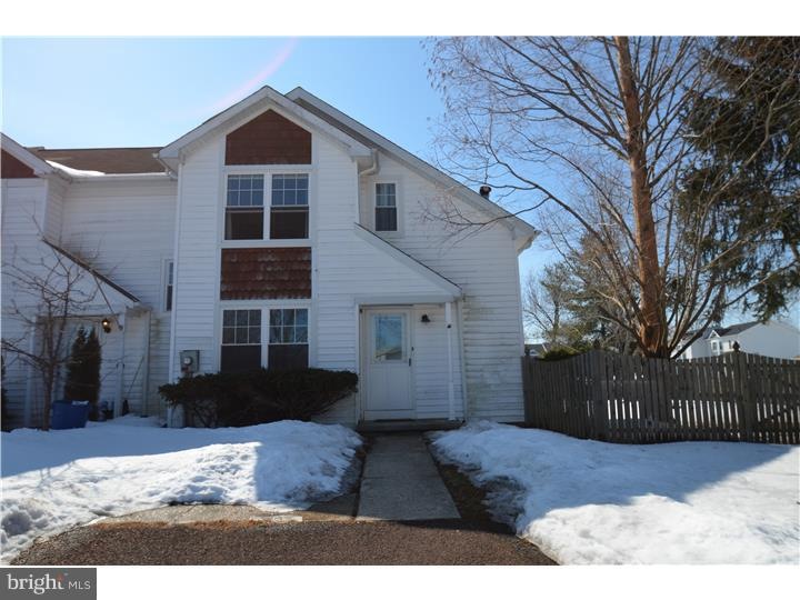 2736 Towamencin Ave, Hatfield, PA 19440 - photo 1