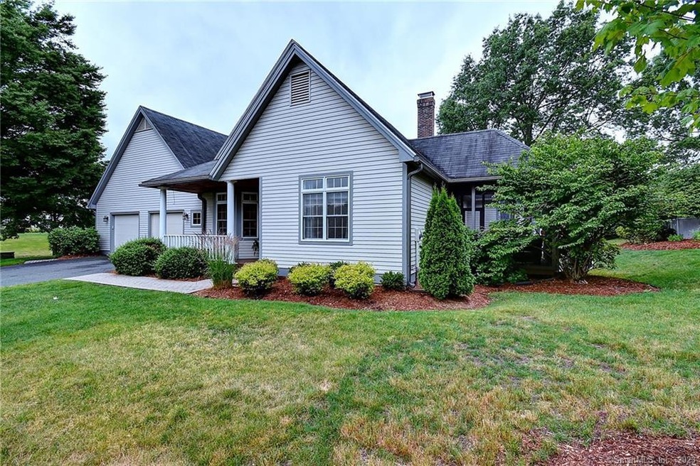 503 Hawthorne Ln unit 503, Windsor, CT 06095 - photo 1