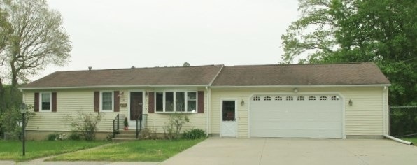 6 Deerfield Rd, Coventry, RI 02816 - photo 1