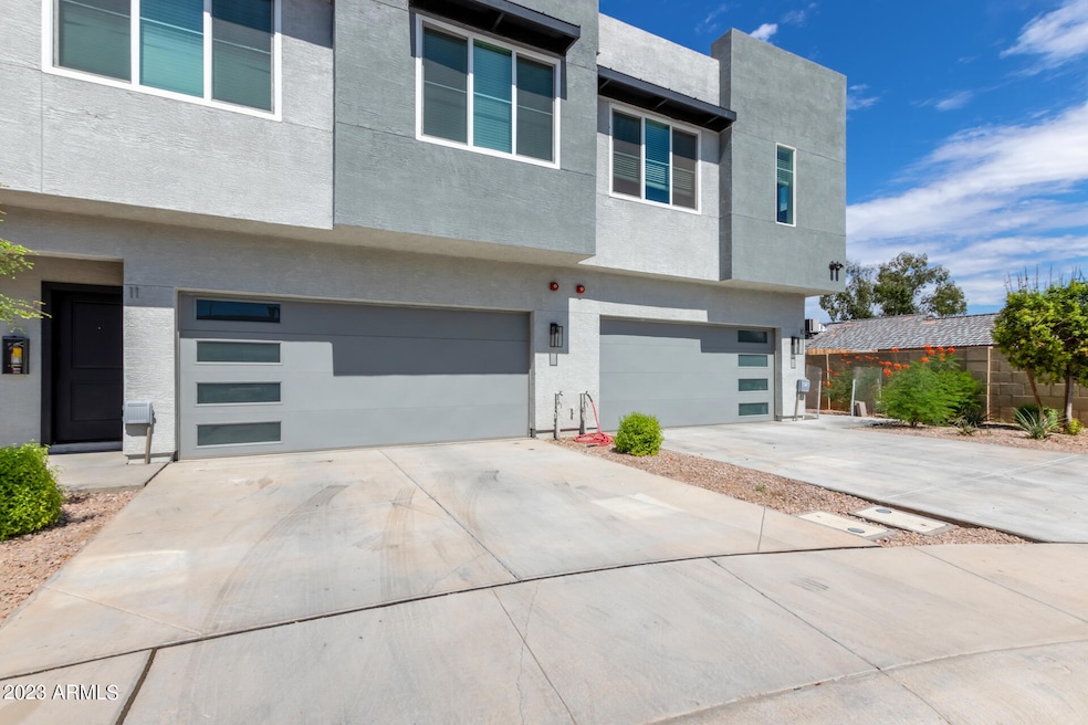 701 N Mcqueen Rd unit 9, Chandler, AZ 85225 - photo 1