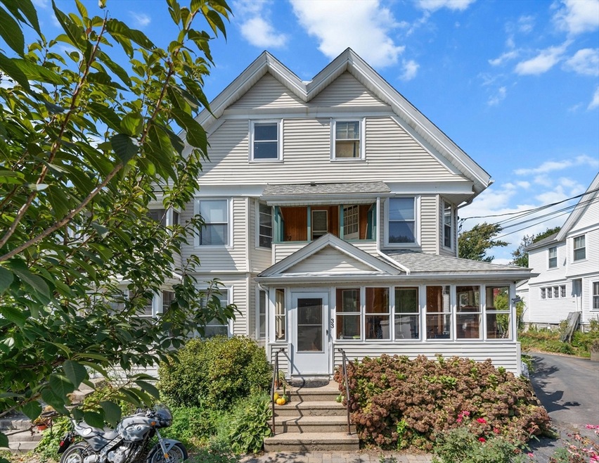 33 Dexter Ave unit 33, Watertown, MA 02472 - photo 1