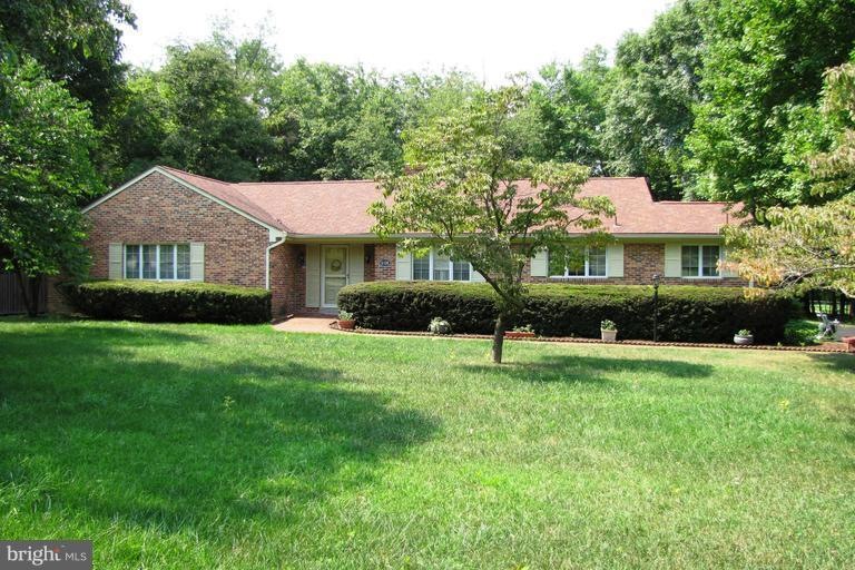 6106 Brooklyn Bridge Rd, Laurel, MD 20707 - photo 1