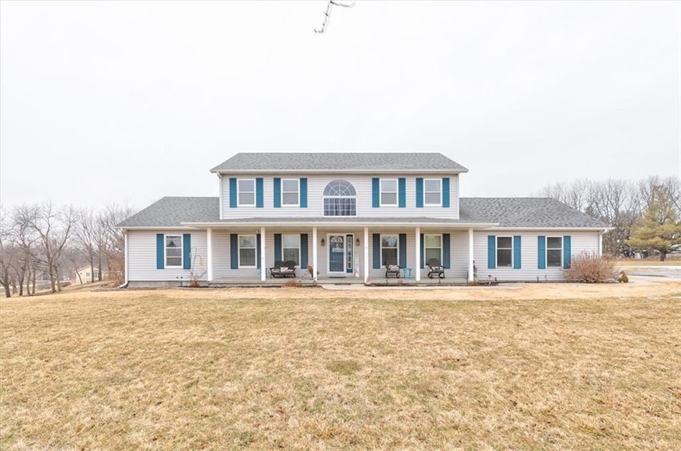 2900 S 12th Ave W unit 4, Newton, IA 50208 - photo 1