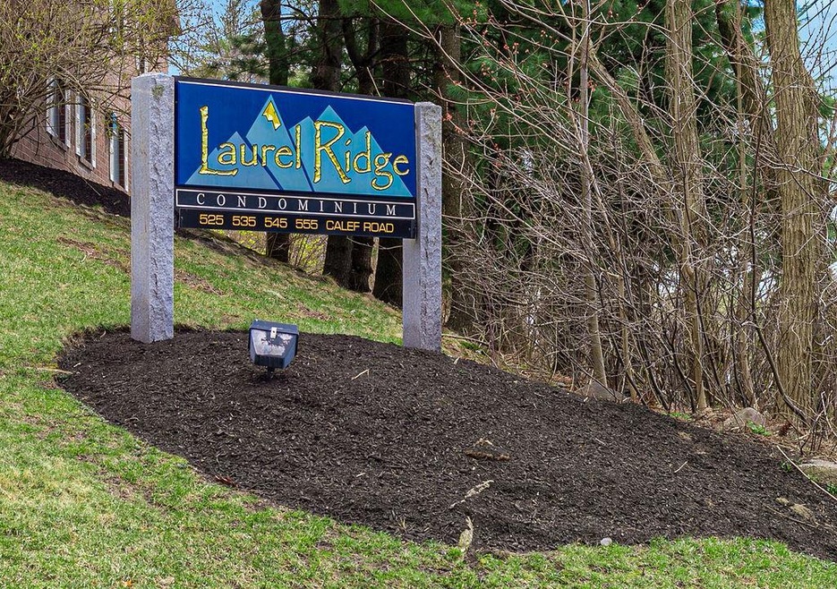 535 Calef Rd unit 2, Manchester, NH 03103 - photo 1