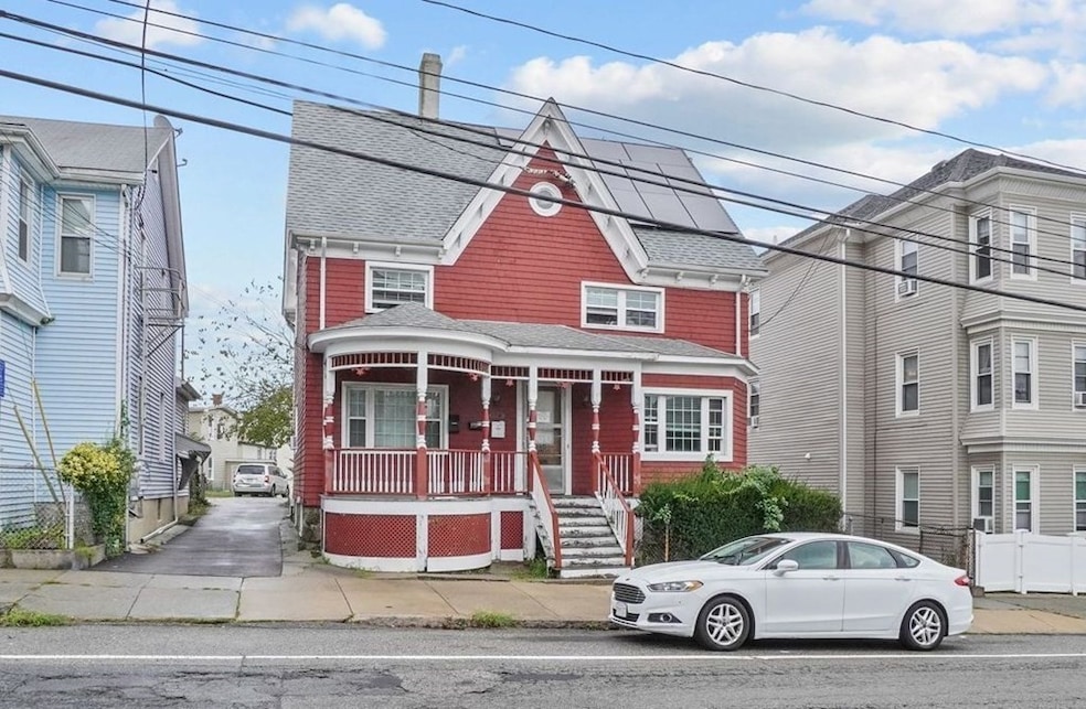 528 Eastern Ave, Fall River, MA 02723 | MLS# 73164500