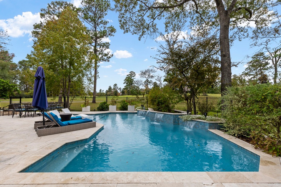 66 N Knights Crossing Dr, Spring, TX 77382 - photo 1