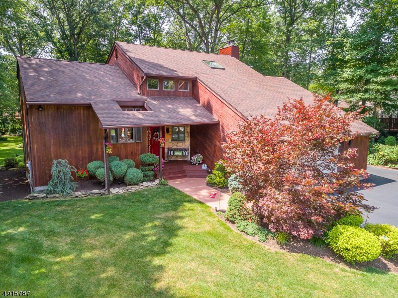 27 Robin Dr, Oak Ridge, NJ 07438 - photo 1