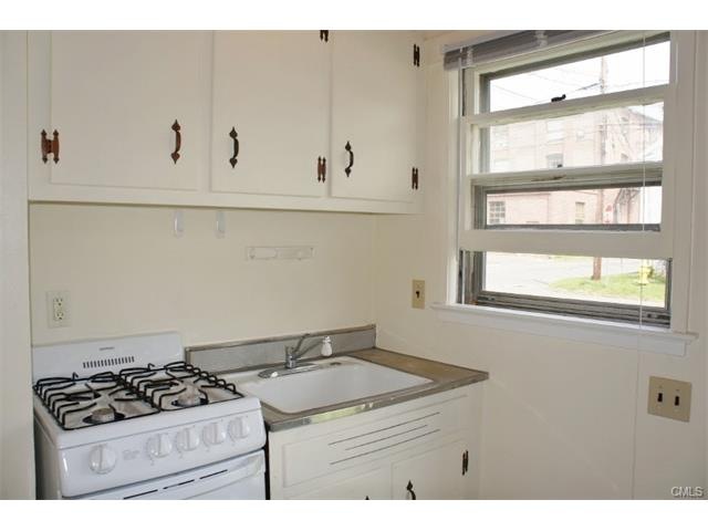 17 Muller Ave unit 2, Norwalk, CT 06851 - photo 1