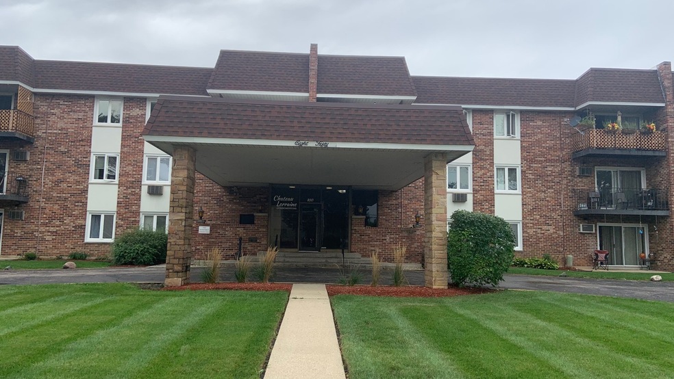 850 S Lorraine Rd unit 2B, Wheaton, IL 60189 - photo 1