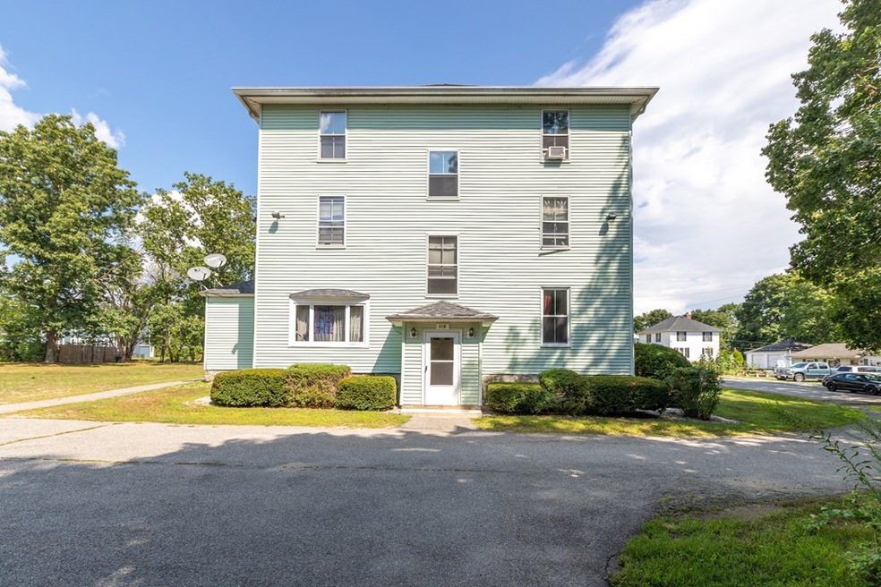 21 Bailey St unit 3B, Uxbridge, MA 01569 - photo 1