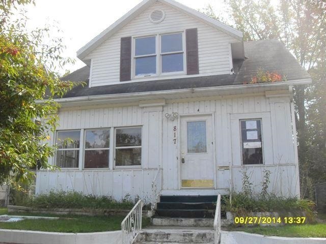 817 McDonald St, Elkhart, IN 46516 - photo 1