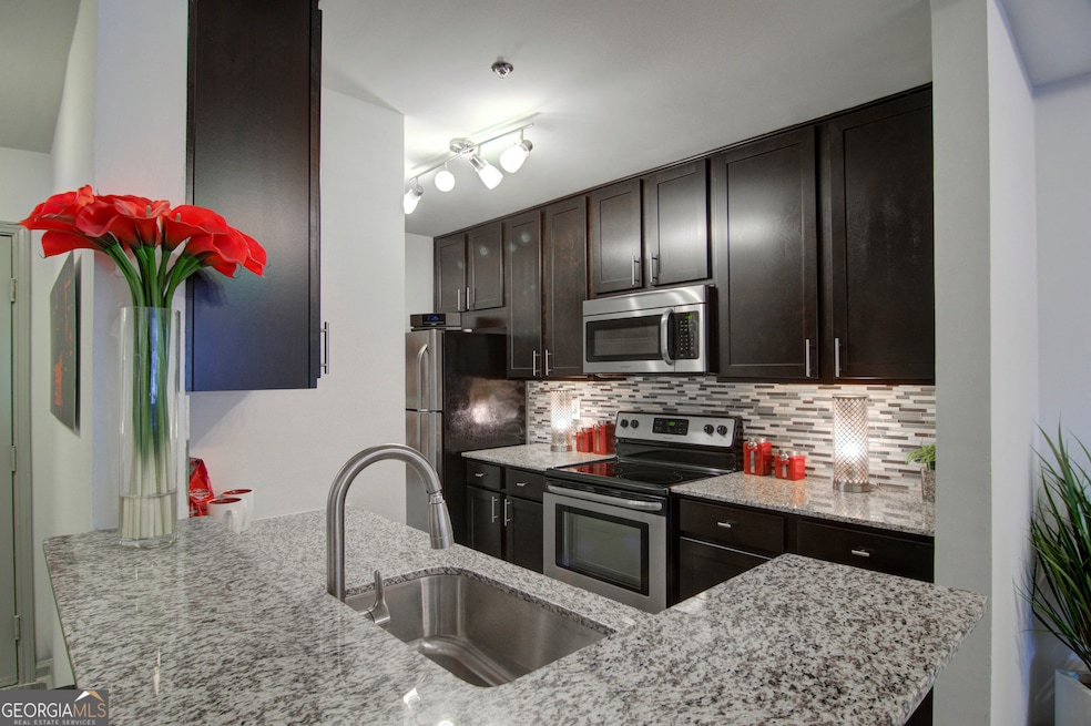 1970 Peachford Rd unit 6204, Dunwoody, GA 30338 - photo 1