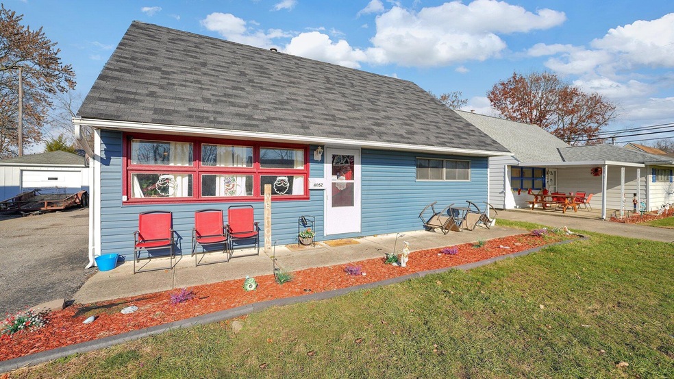 4052 Virginia Cir E, Columbus, OH 43213 - photo 1