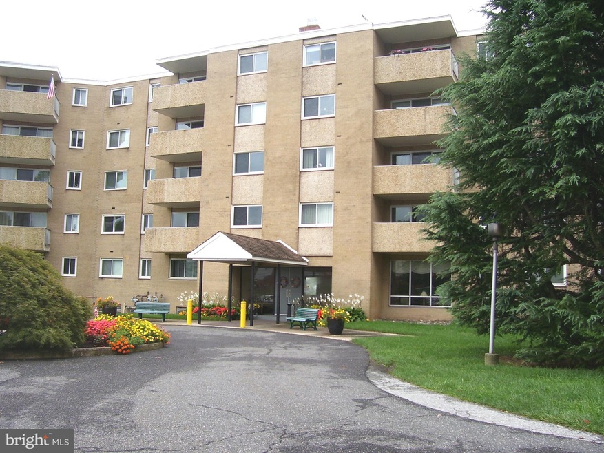801 S Chester Rd unit 402, Swarthmore, PA 19081 - photo 1