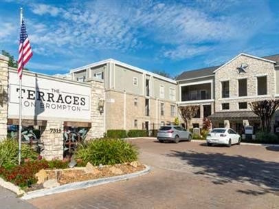 7315 Brompton St unit 207B, Houston, TX 77025 - photo 1