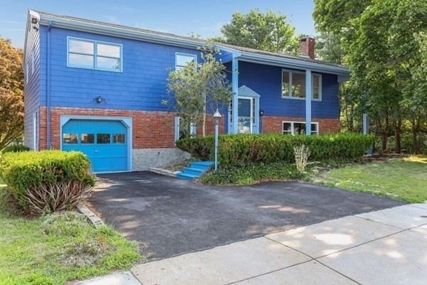 19 Norton St, Hyde Park, MA 02136 - photo 1